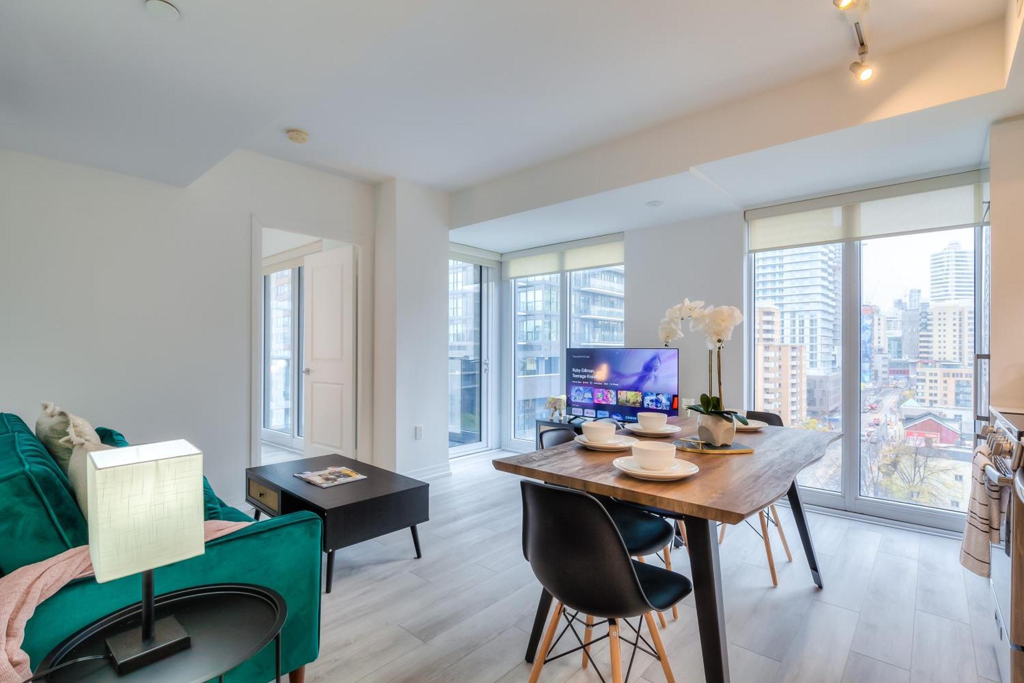 Panorama Suites Downtown Toronto Dış mekan fotoğraf