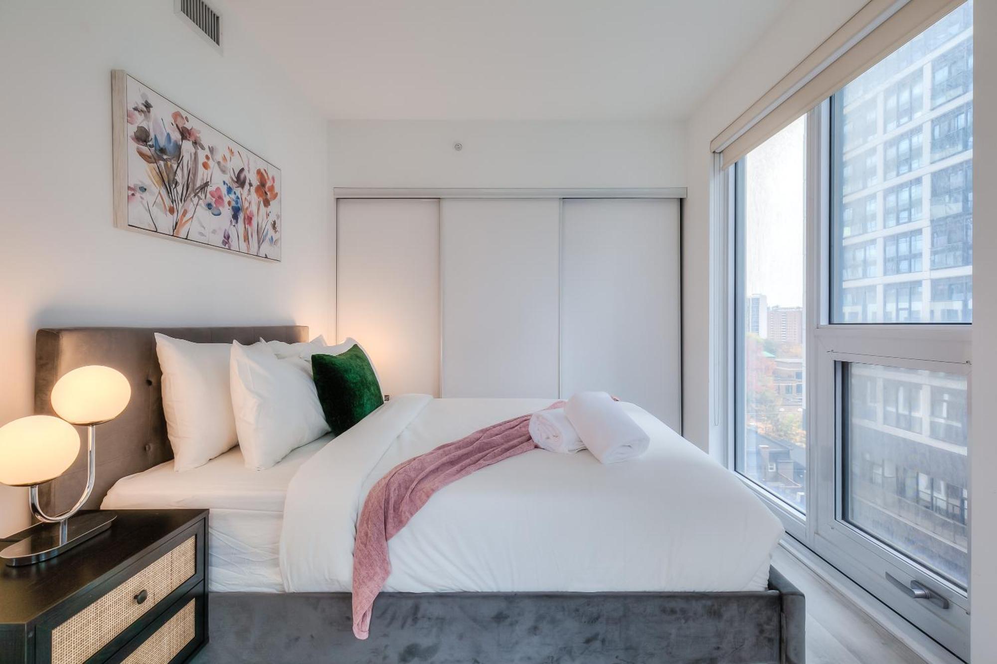 Panorama Suites Downtown Toronto Dış mekan fotoğraf
